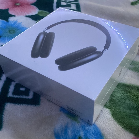apple AirPods Max space gray